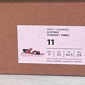 Teva Max Comf Men's Sandals - Size 11, NWT